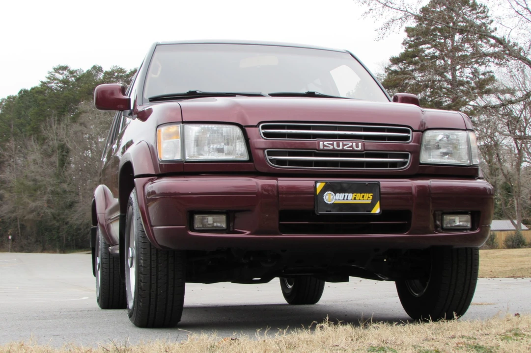 2001 Isuzu Trooper - Image 7 of 31