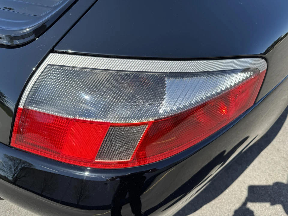 2001 Porsche 996 Carrera - Image 25 of 31