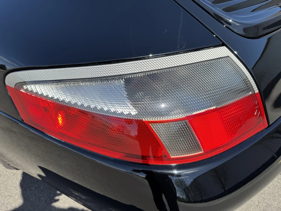 2001 Porsche 996 Carrera - Image 24 of 31