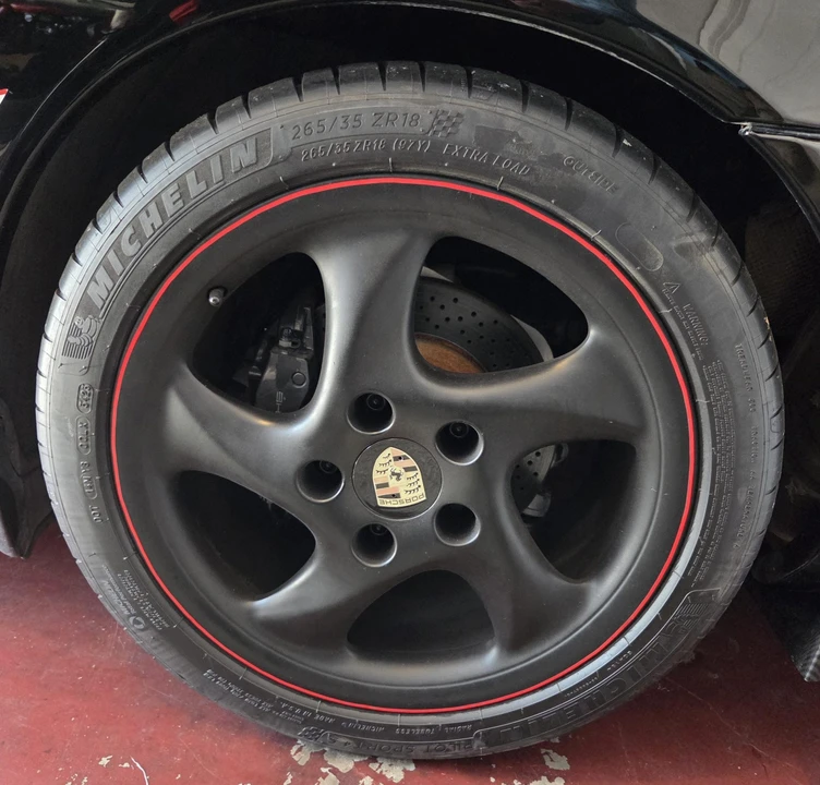 2001 Porsche 996 Carrera - Image 27 of 31