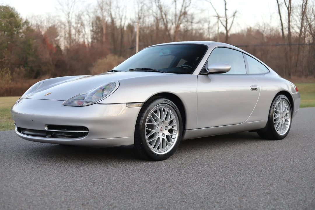 2001 Porsche 996 Carrera - Image 28 of 31