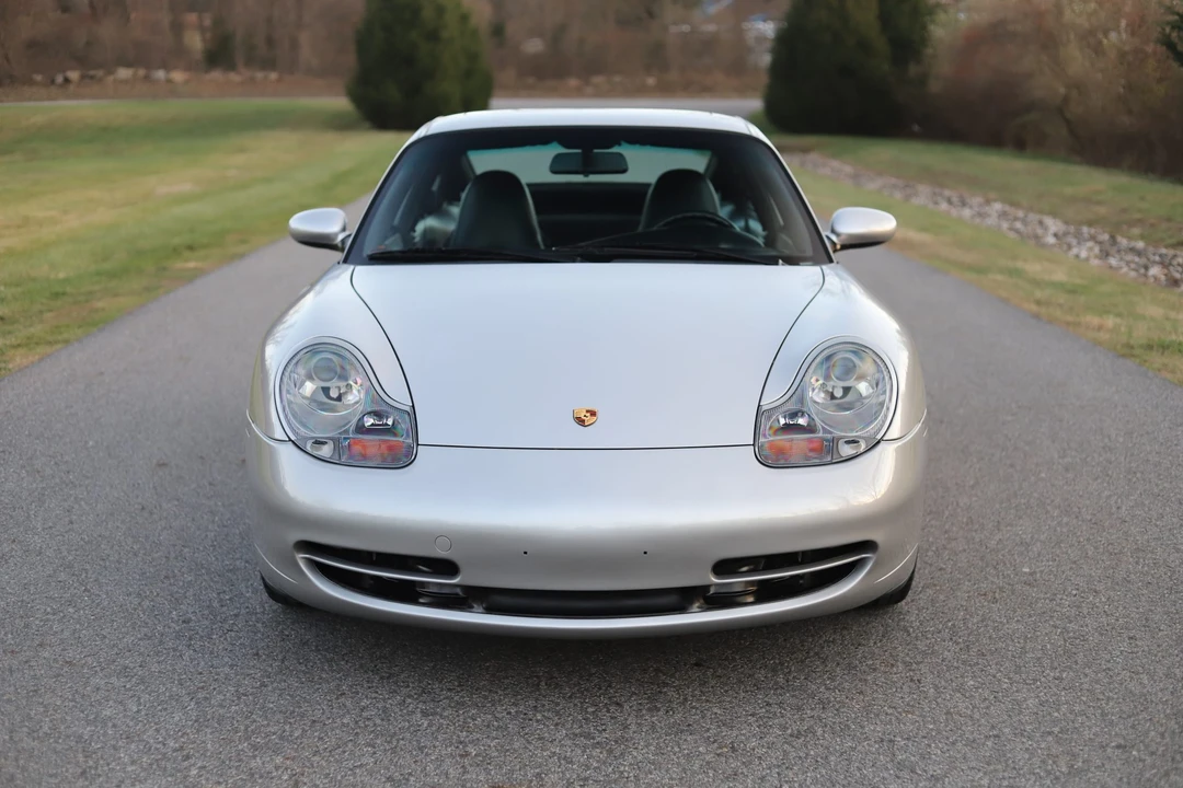 2001 Porsche 996 Carrera - Image 22 of 31