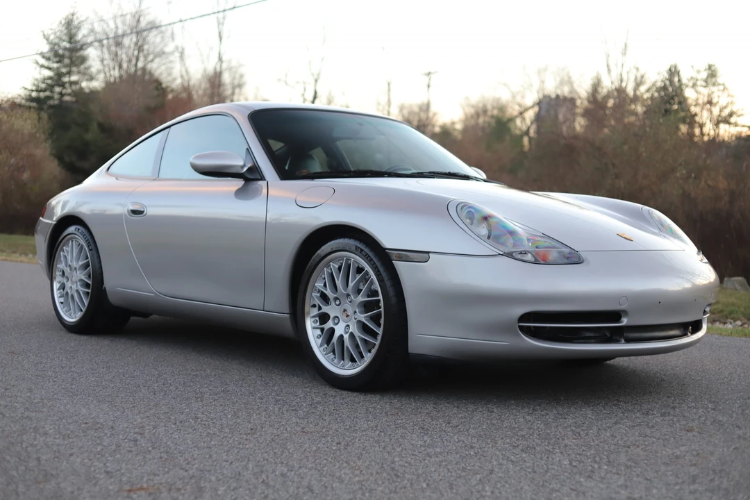 2001 Porsche 996 Carrera - Image 19 of 31