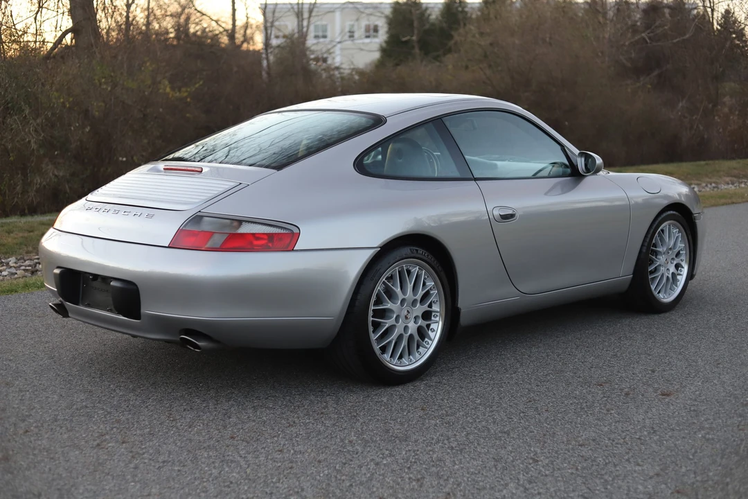 2001 Porsche 996 Carrera - Image 4 of 31