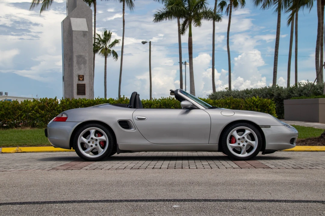 2001 Porsche 986 Boxster S - Image 17 of 31