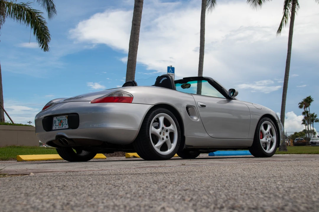 2001 Porsche 986 Boxster S - Image 16 of 31