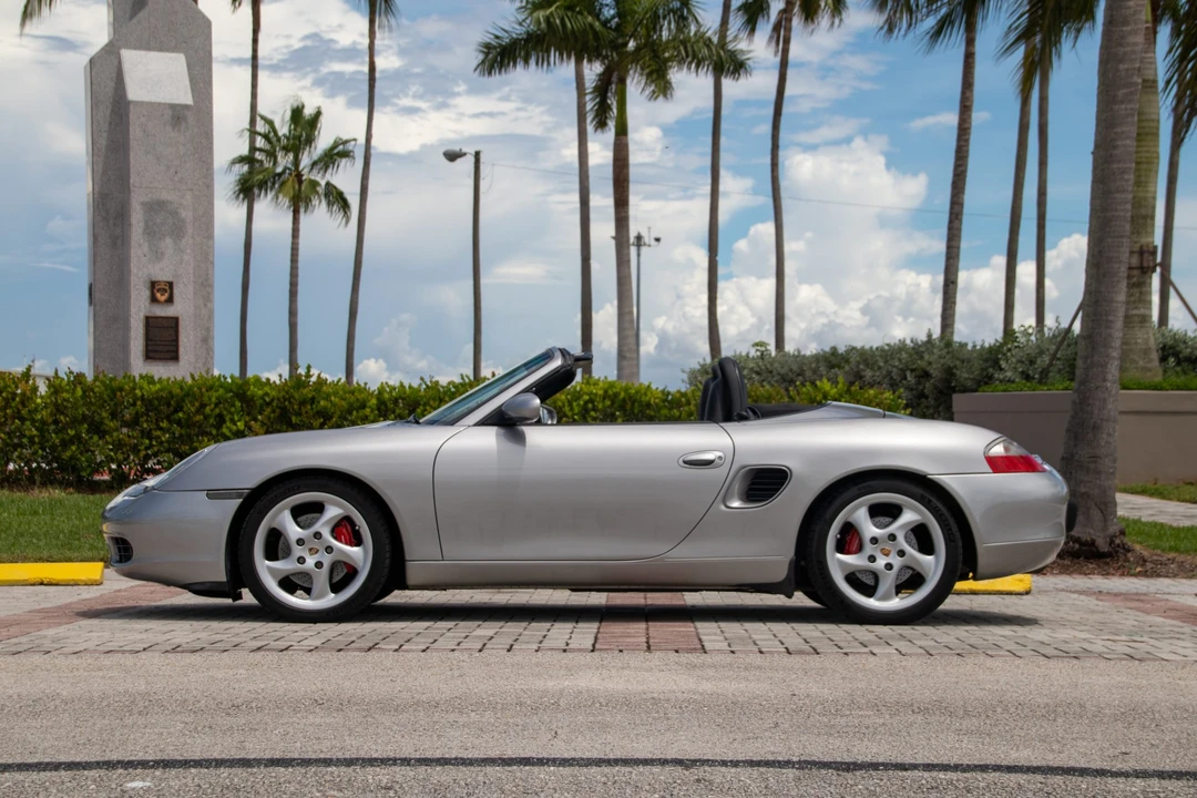 2001 Porsche 986 Boxster S - Image 5 of 31