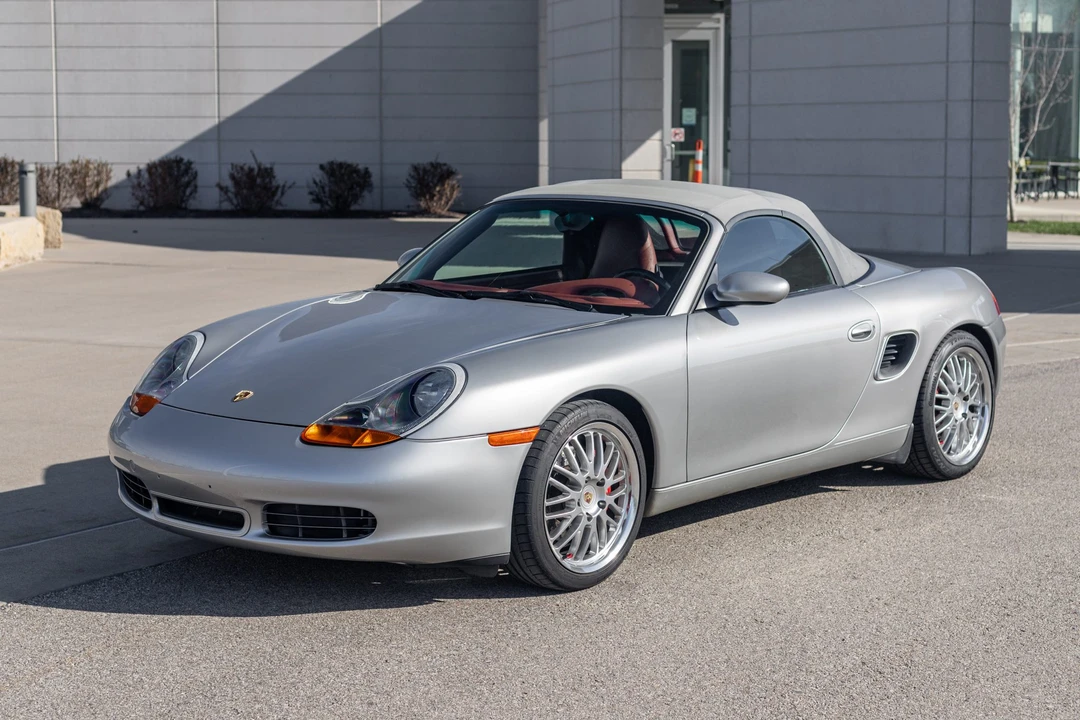 2001 Porsche 986 Boxster S - Image 2 of 31