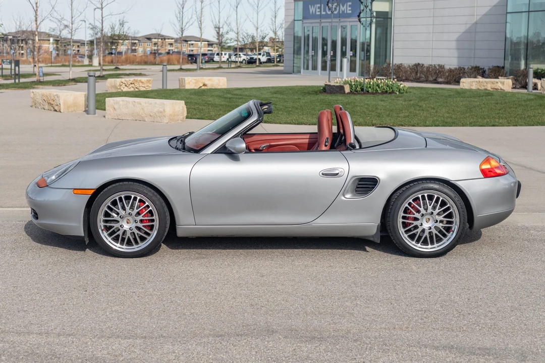 2001 Porsche 986 Boxster S - Image 23 of 31