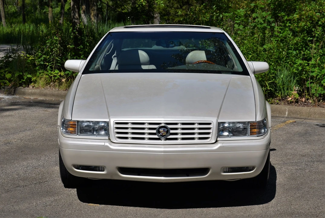 2002 Cadillac Eldorado 12th Gen - Image 3 of 31