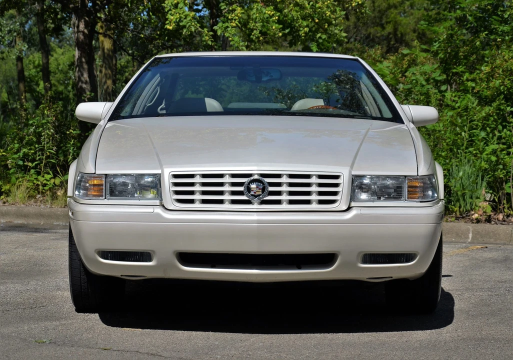 2002 Cadillac Eldorado 12th Gen - Image 4 of 31