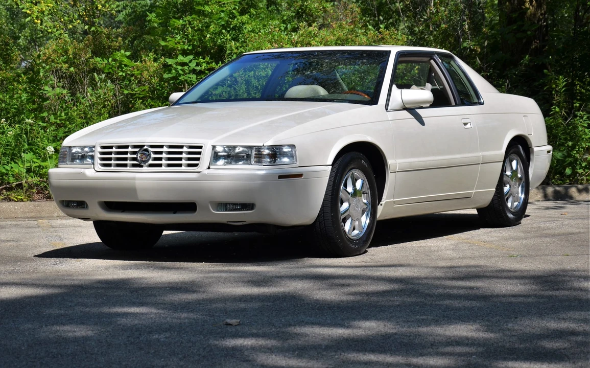 2002 Cadillac Eldorado 12th Gen - Image 10 of 31