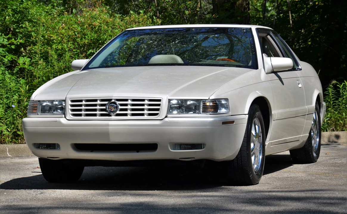 2002 Cadillac Eldorado 12th Gen - Image 7 of 31