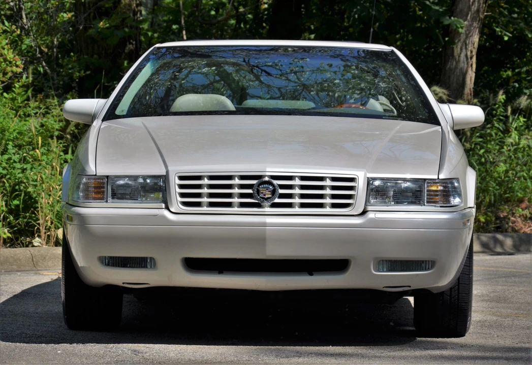 2002 Cadillac Eldorado 12th Gen - Image 5 of 31