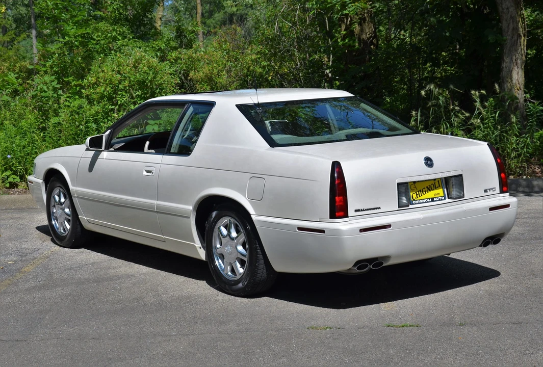 2002 Cadillac Eldorado 12th Gen - Image 23 of 31