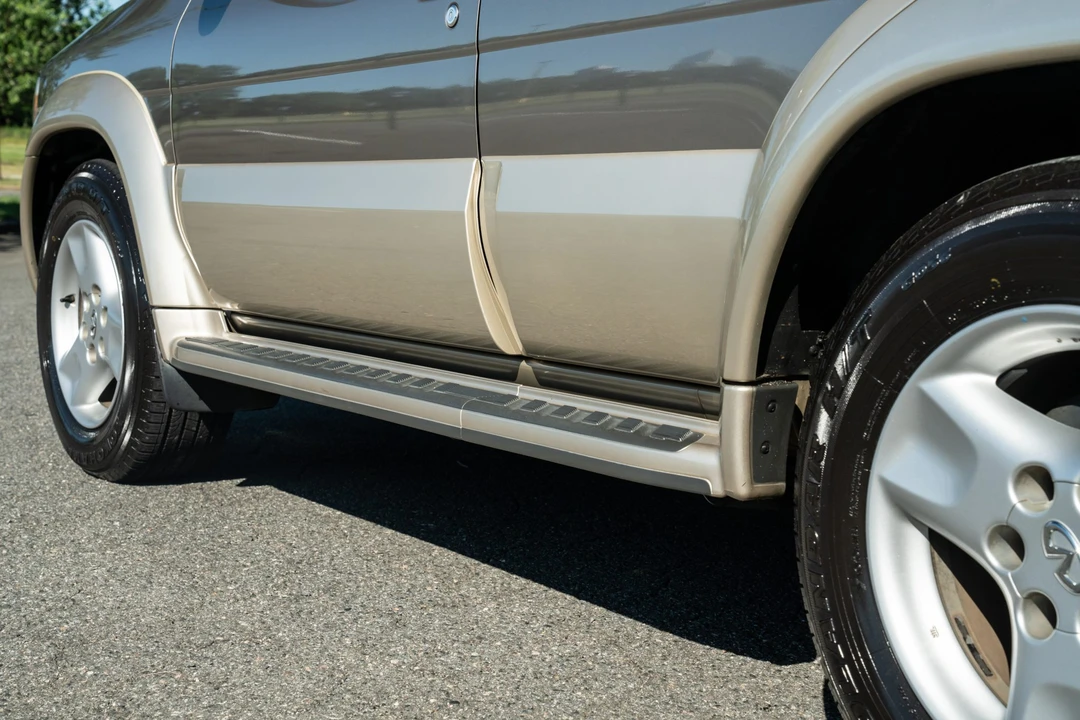 2002 Infiniti QX4 - Image 19 of 31
