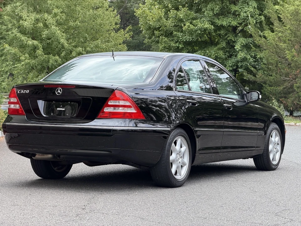 2002 Mercedes-Benz W203 C-Class - Image 17 of 31