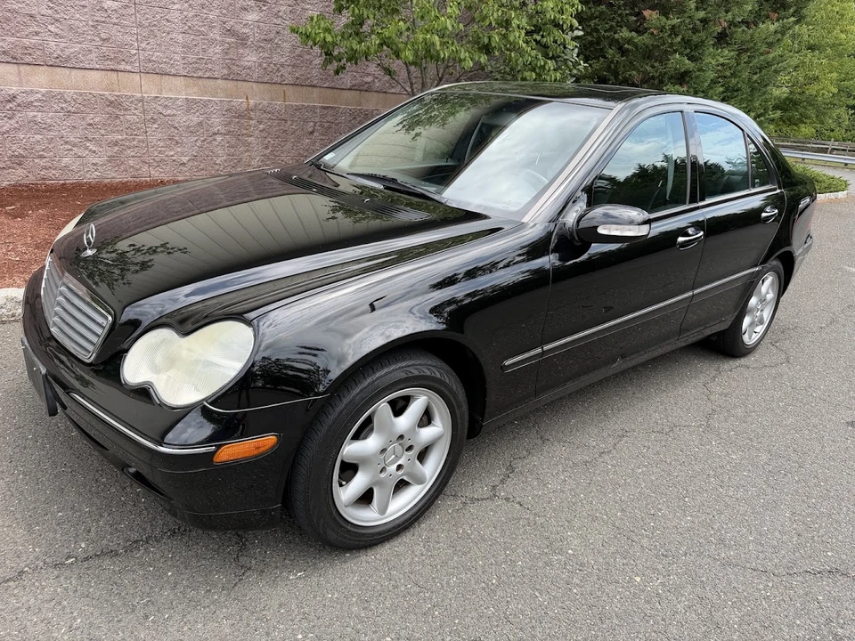 2002 Mercedes-Benz W203 C-Class - Image 5 of 31