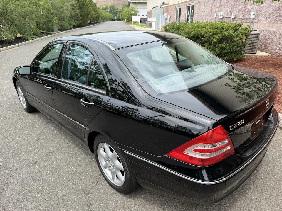2002 Mercedes-Benz W203 C-Class - Image 21 of 31