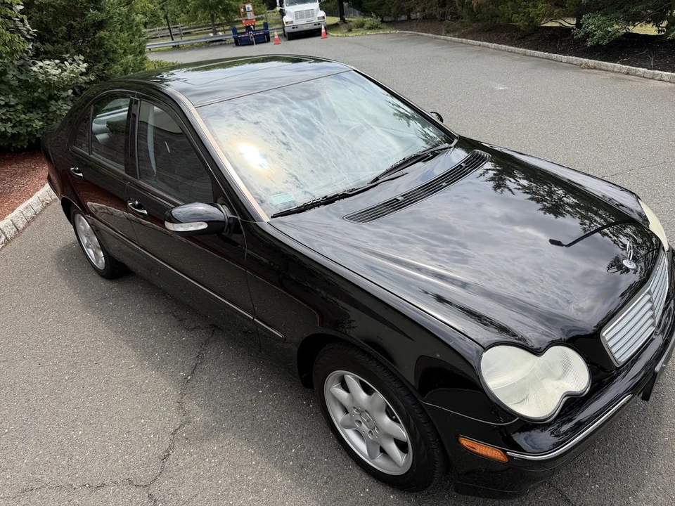 2002 Mercedes-Benz W203 C-Class - Image 15 of 31