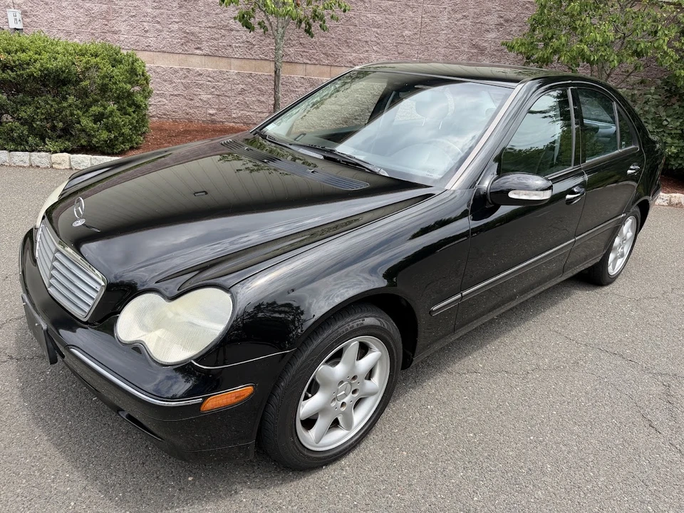 2002 Mercedes-Benz W203 C-Class - Image 7 of 31