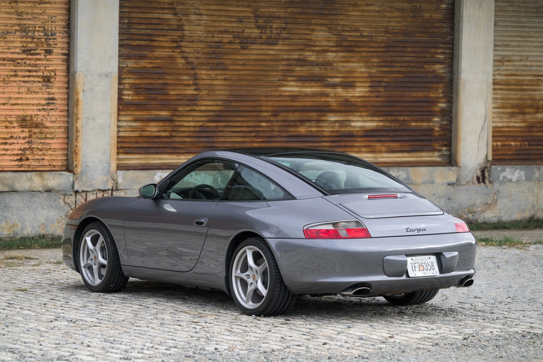 2002 Porsche 996 Carrera - Image 25 of 31