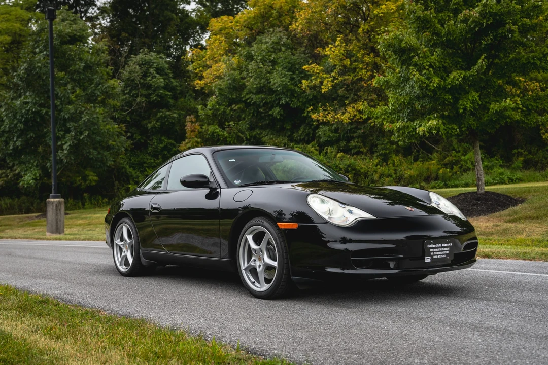 2002 Porsche 996 Carrera - Image 10 of 31