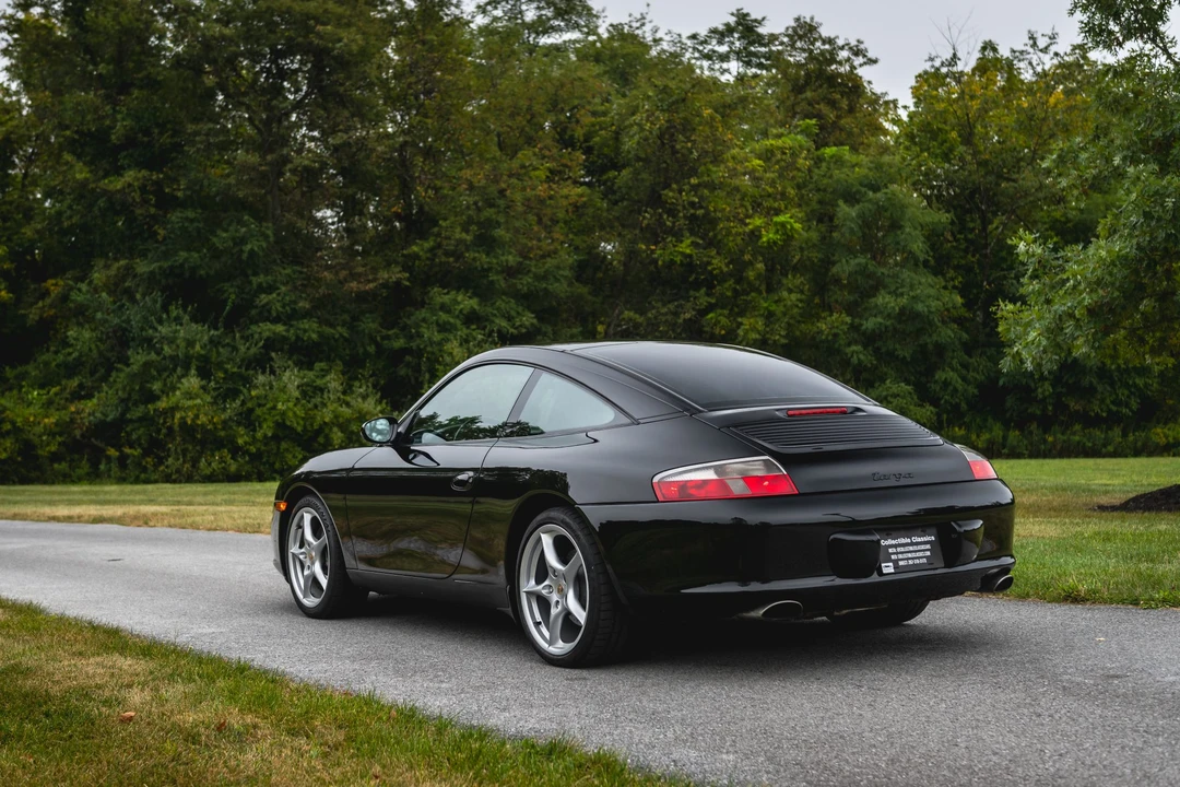 2002 Porsche 996 Carrera - Image 29 of 31