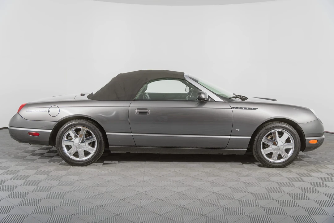 2003 Ford Thunderbird 11th Gen - Image 26 of 31
