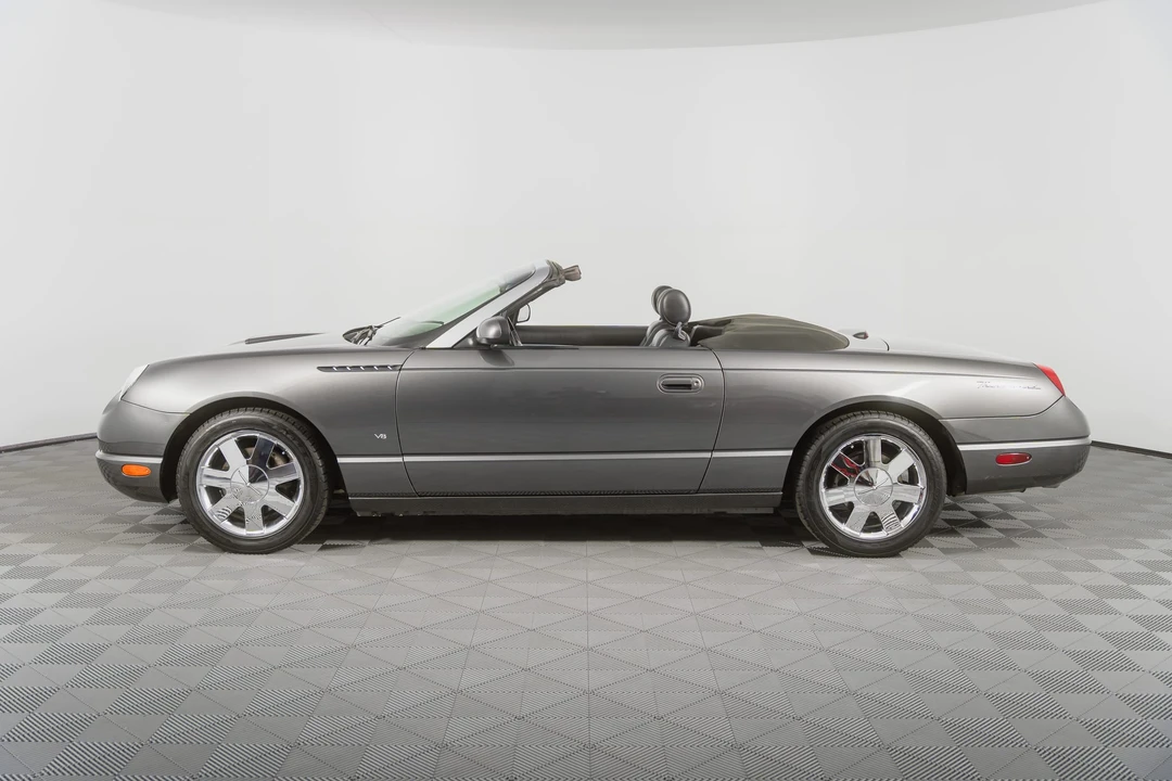 2003 Ford Thunderbird 11th Gen - Image 9 of 31