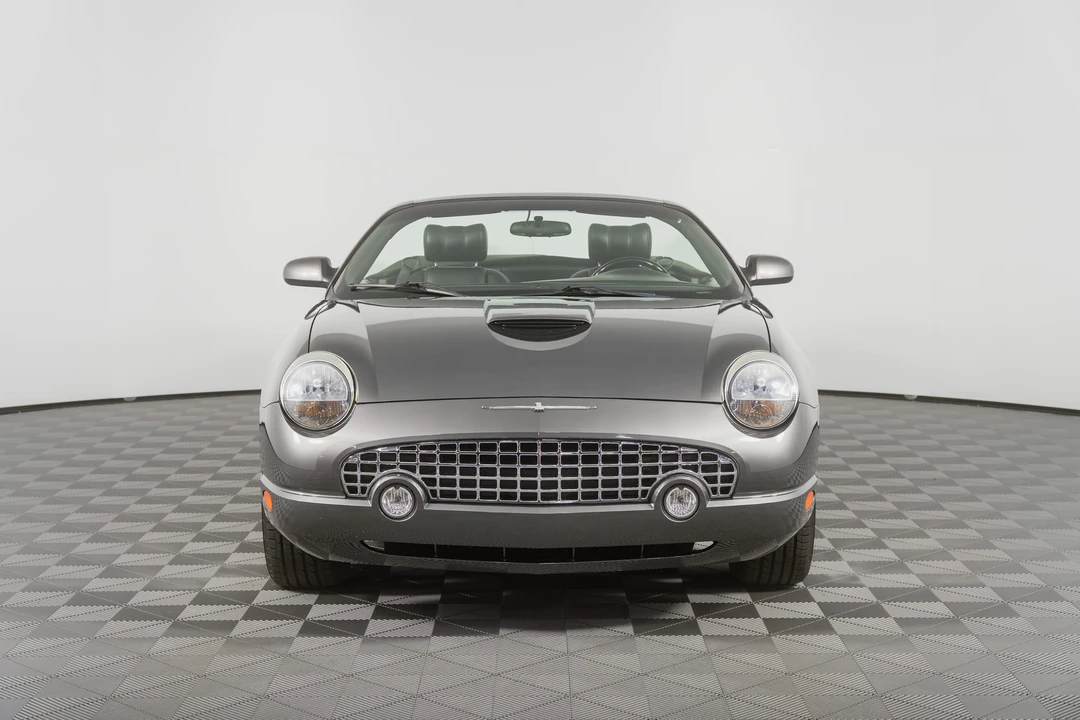 2003 Ford Thunderbird 11th Gen - Image 3 of 31