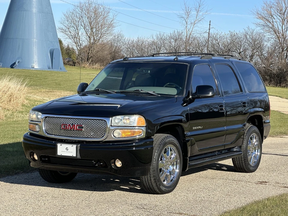 2003 GMC Yukon 2nd Gen - Image 7 of 31