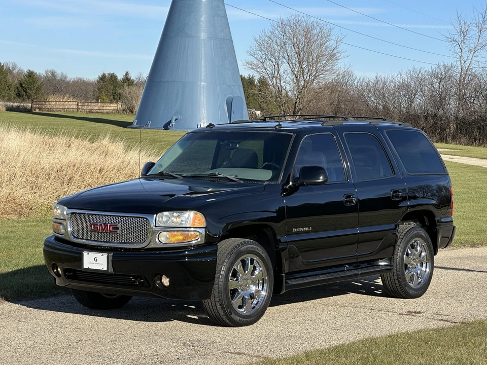 2003 GMC Yukon 2nd Gen - Image 10 of 31