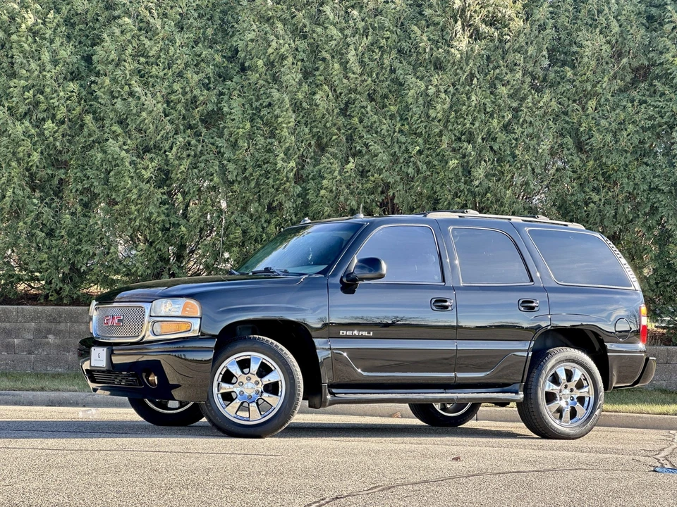 2003 GMC Yukon 2nd Gen - Image 4 of 31