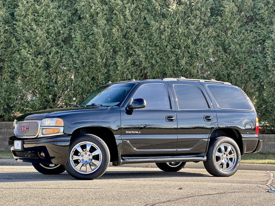 2003 GMC Yukon 2nd Gen - Image 5 of 31