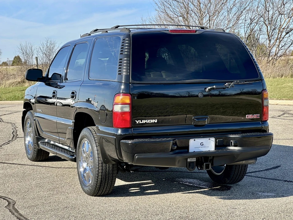 2003 GMC Yukon 2nd Gen - Image 15 of 31