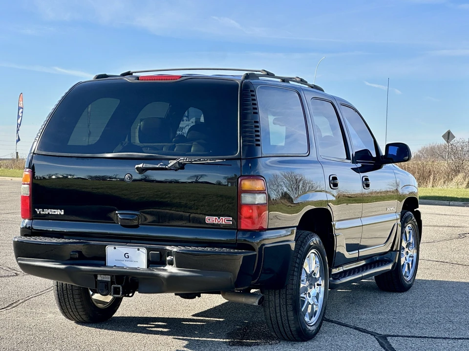2003 GMC Yukon 2nd Gen - Image 17 of 31