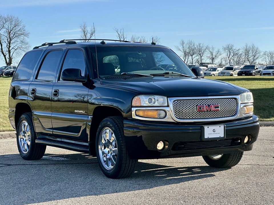 2003 GMC Yukon 2nd Gen - Image 18 of 31