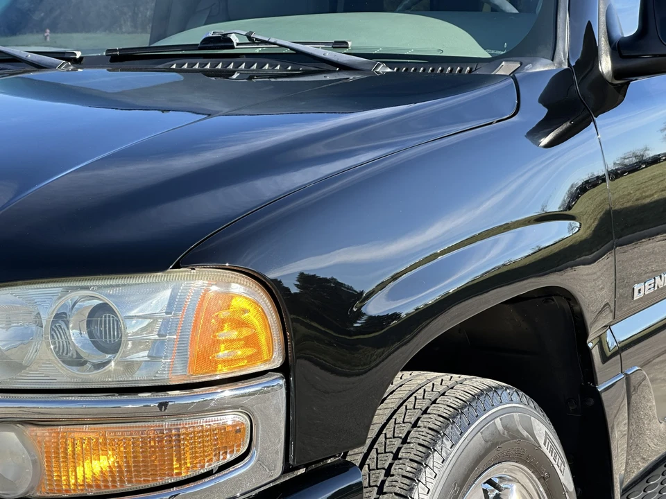 2003 GMC Yukon 2nd Gen - Image 22 of 31