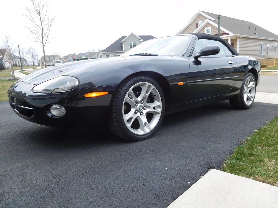 2003 Jaguar X100 XK8 - Image 13 of 31