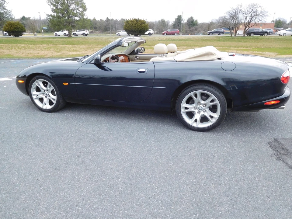 2003 Jaguar X100 XK8 - Image 12 of 31