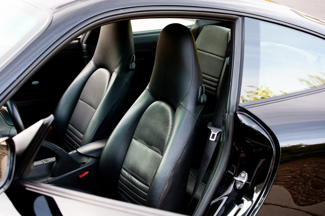 2003 Porsche 996 Carrera 4S - Image 25 of 31
