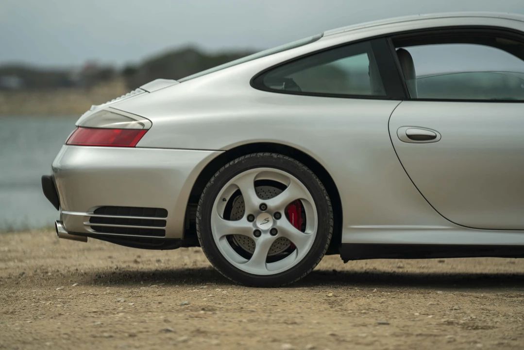 2003 Porsche 996 Carrera 4S - Image 18 of 31