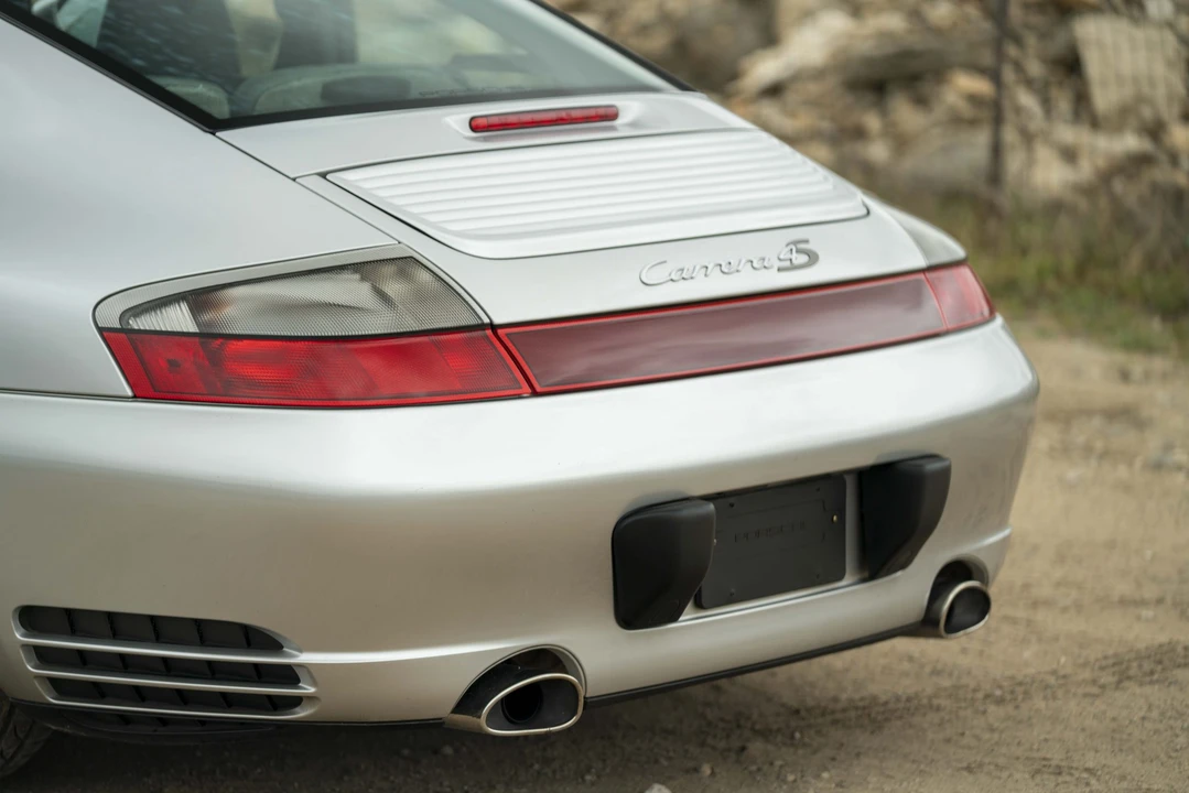 2003 Porsche 996 Carrera 4S - Image 24 of 31