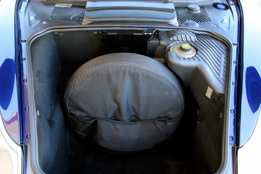 2003 Porsche 986 Boxster S - Image 28 of 31