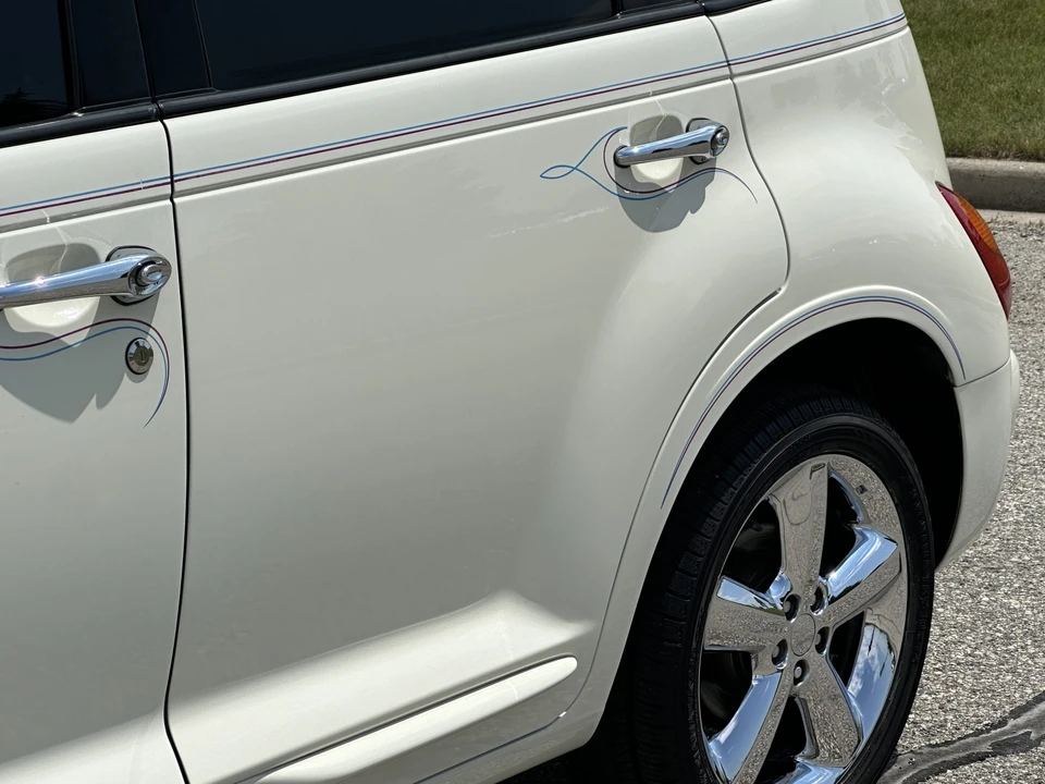 2004 Chrysler PT Cruiser - Image 22 of 31