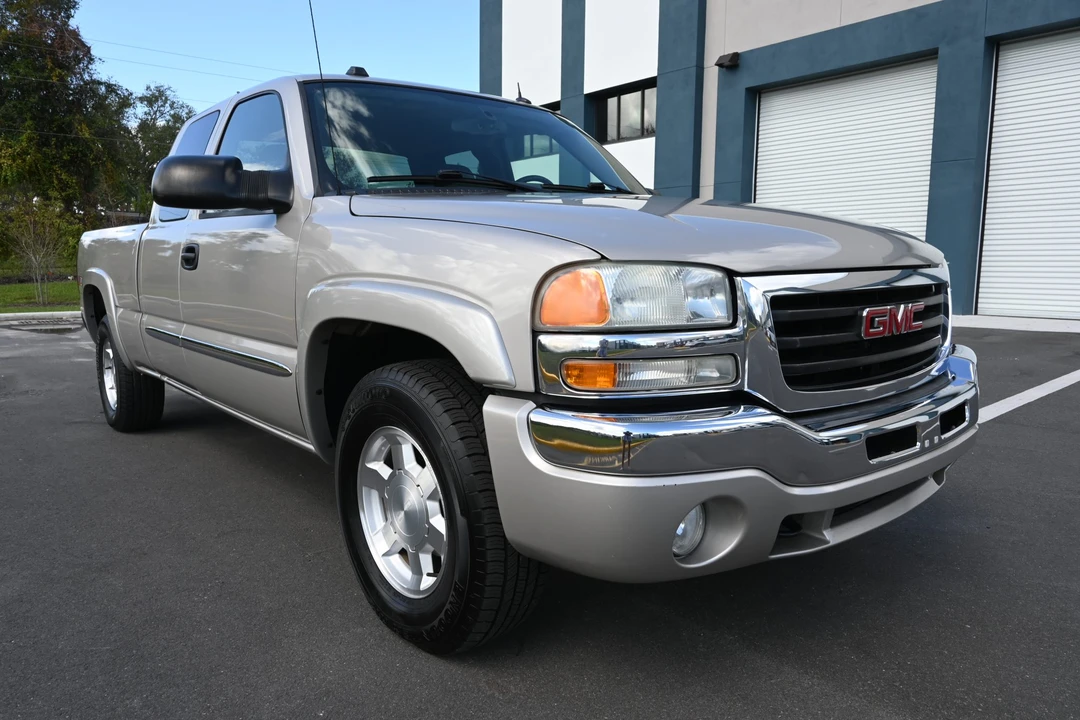 2004 GMC Sierra 2nd Gen - Image 26 of 31