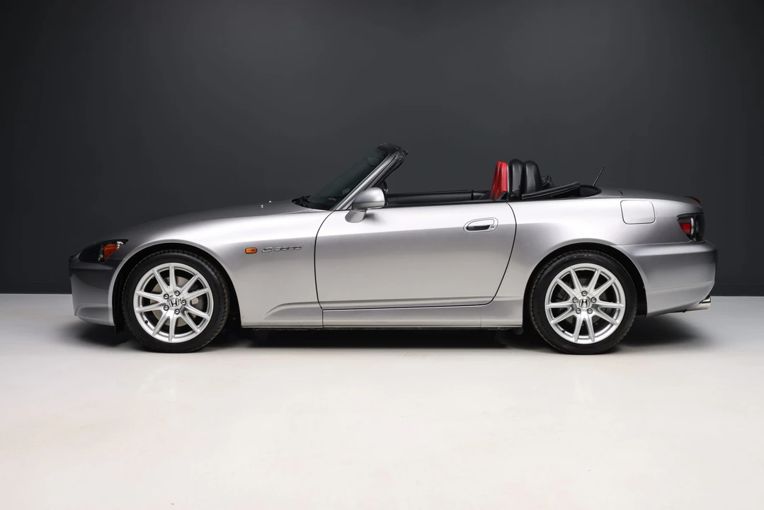 2004 Honda AP2 S2000 - Image 19 of 31