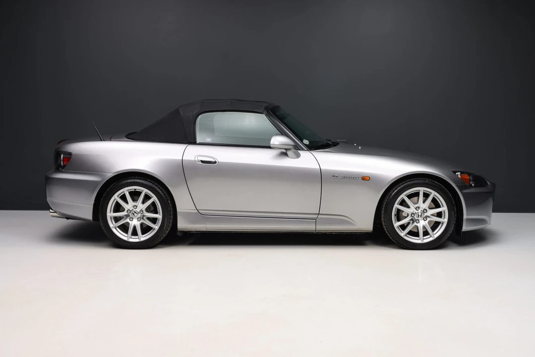 2004 Honda AP2 S2000 - Image 12 of 31