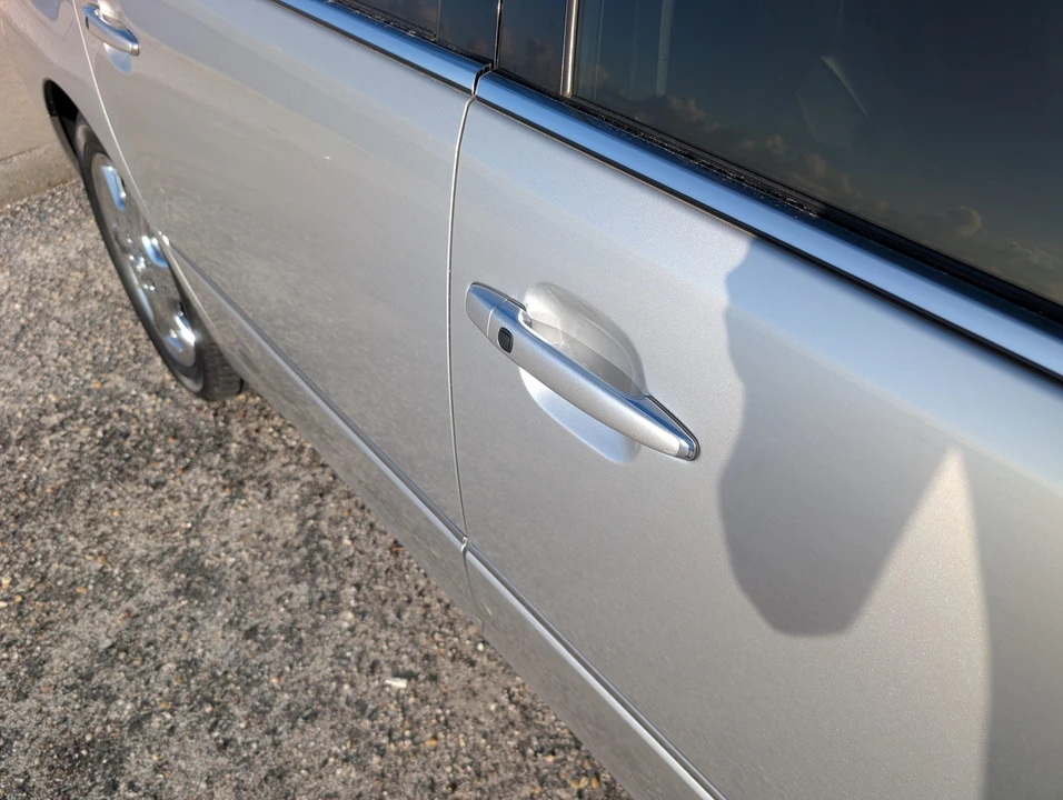 2004 Lexus LS 3rd Gen - Image 30 of 31